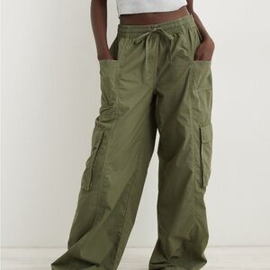 Aerie high waisted baggy cargo pant